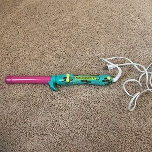 Beachwaver Self Rotating Curling Iron-Cactus Pink